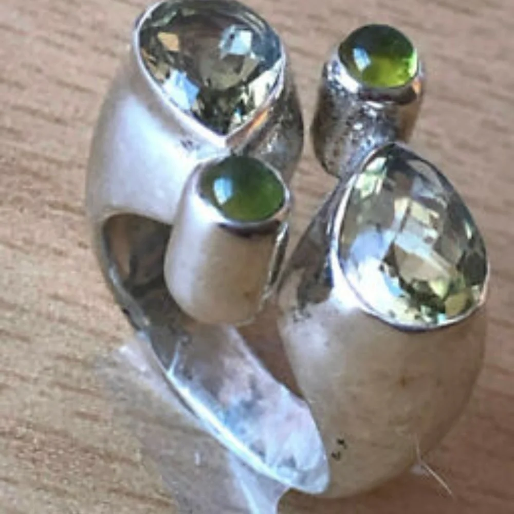 VINTAGE ARYA LEMON QUARTZ AND PERIDOT RING